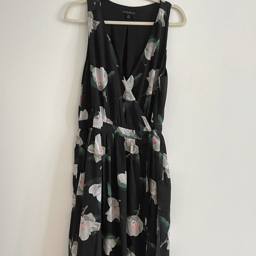 Floral Banana Republic dress